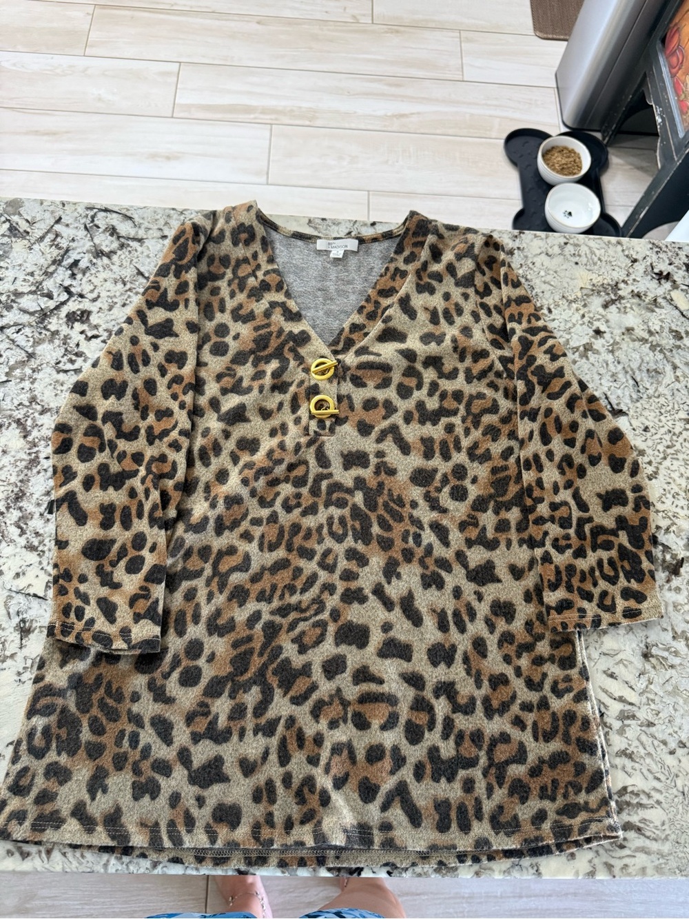89th & Madison Leopard Print V-Neck Top with Gold Hardware
